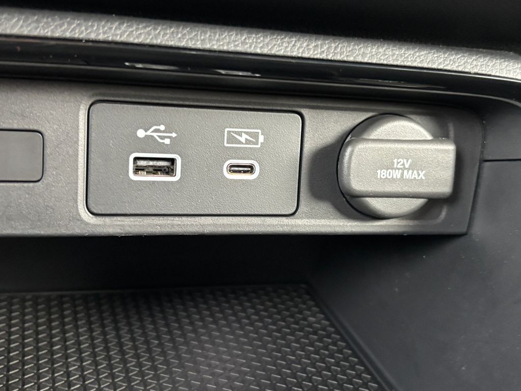 Thumbnail: 2023 Honda CR-V - 15