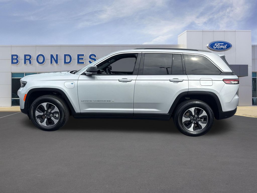 Silver Zynith 2024 Jeep Grand Cherokee 4xe SUV / Crossover Four-Wheel Drive 8-Speed Automatic