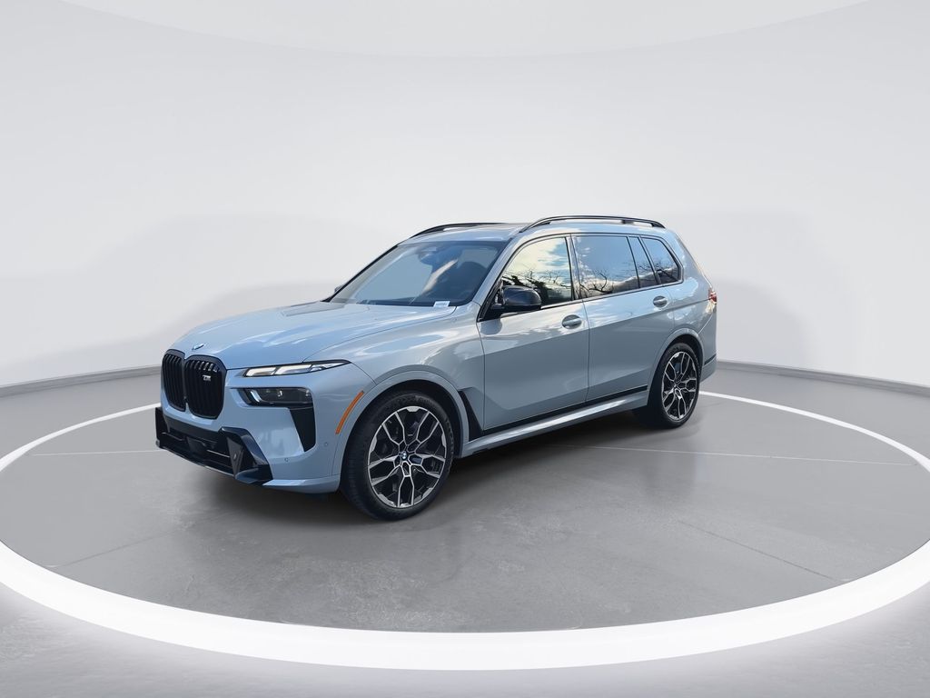 2025 BMW X7 M60i 4