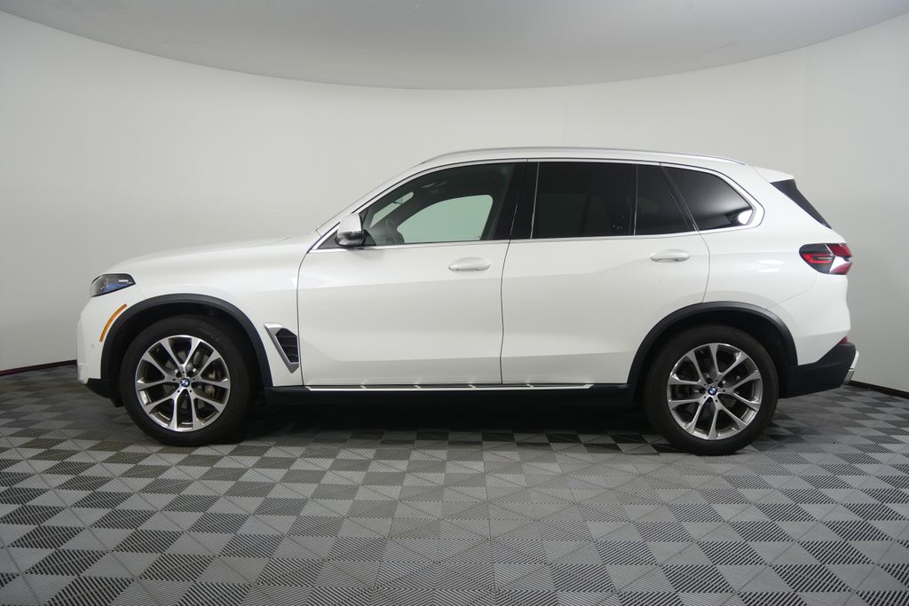 Thumbnail: 2025 BMW X5 - 6
