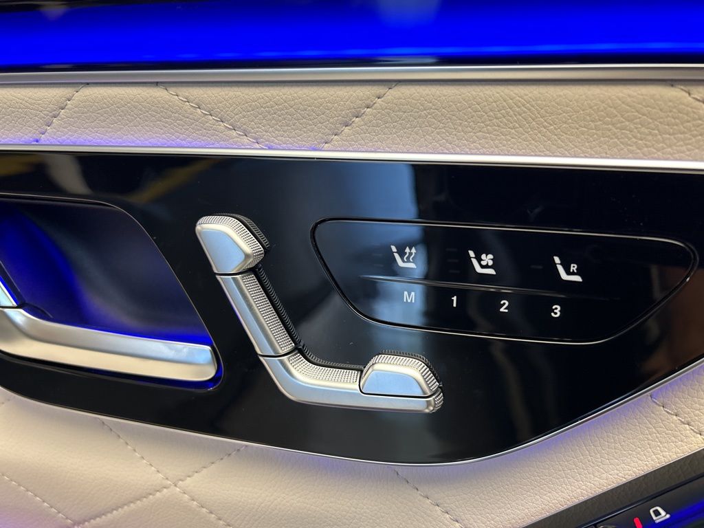 Thumbnail: 2025 Mercedes-Benz S-Class - 21