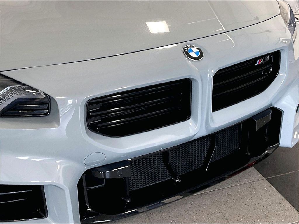 2025 BMW M2 — photo 32