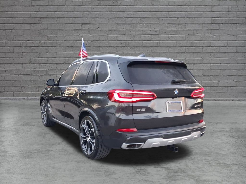 Used 2020 Gray BMW sDrive40i image 7