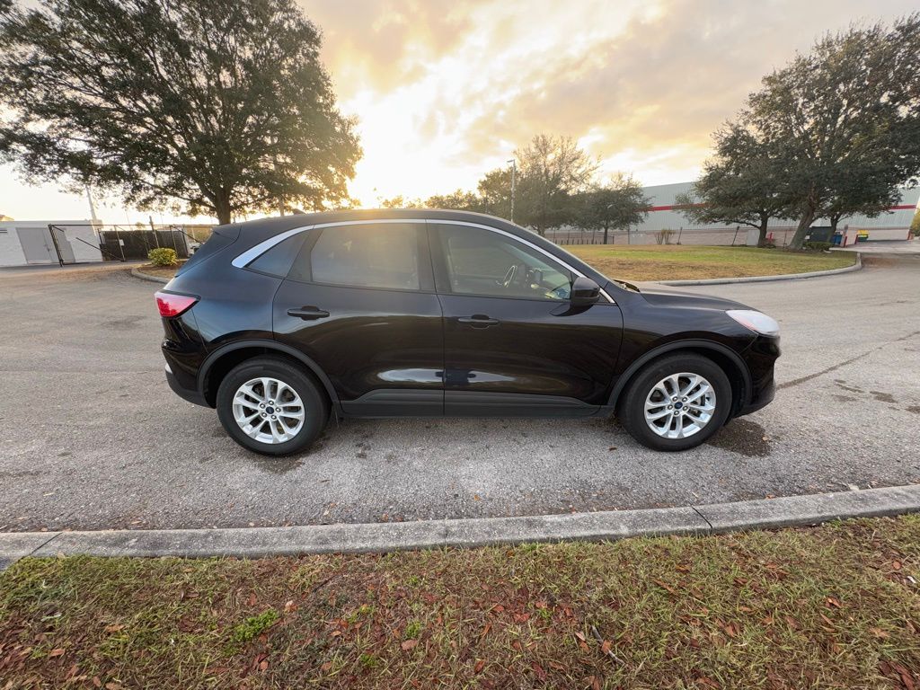 2021 Ford Escape SE 6