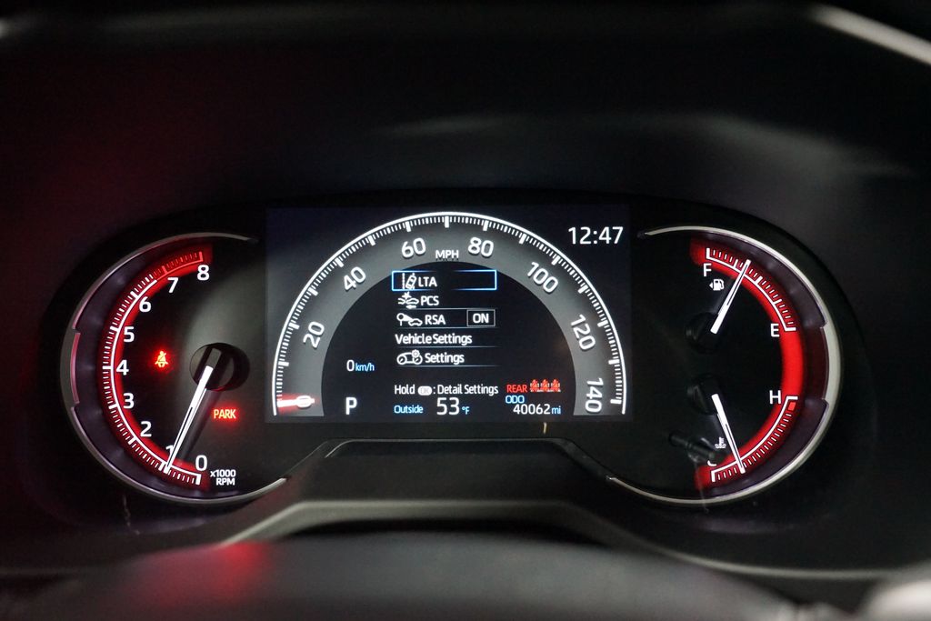 Thumbnail: 2023 Toyota RAV4 - 15