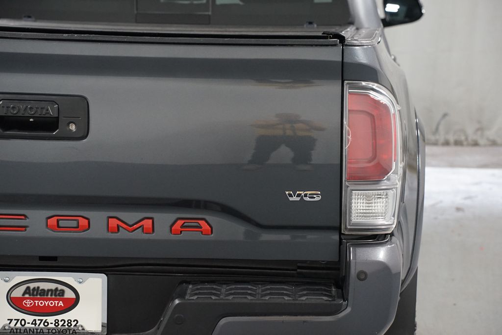 Thumbnail: 2021 Toyota Tacoma - 10
