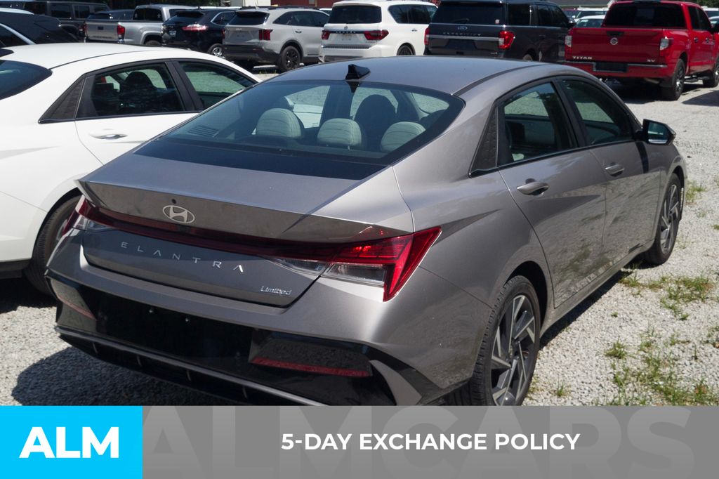 Used 2024 Silver Hyundai Limited image 3