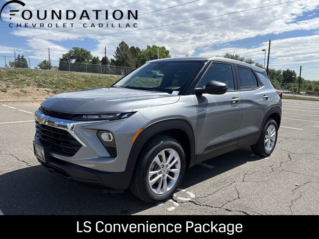 Sterling Gray Metallic 2026 Chevrolet Trailblazer SUV / Crossover Four-Wheel Drive 9-Speed Automatic