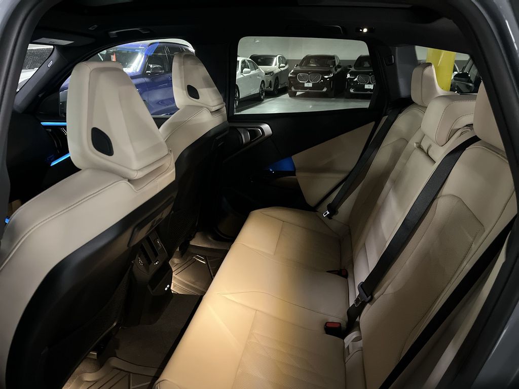 Thumbnail: 2026 BMW X3 - 23