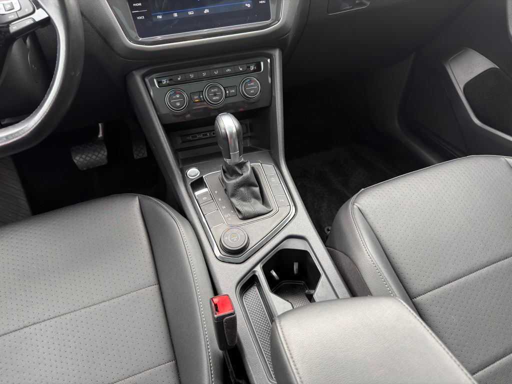 Thumbnail: 2019 Volkswagen Tiguan - 16