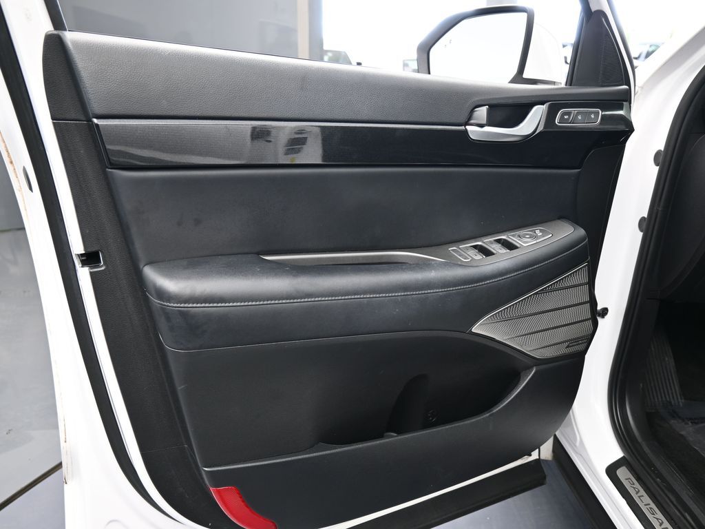 Used 2021 Hyper White Hyundai Limited image 16