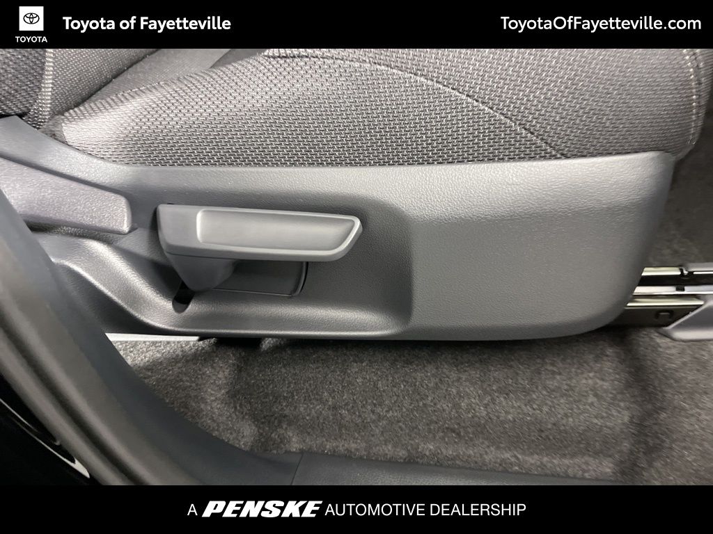 Thumbnail: 2025 Toyota 4Runner - 7