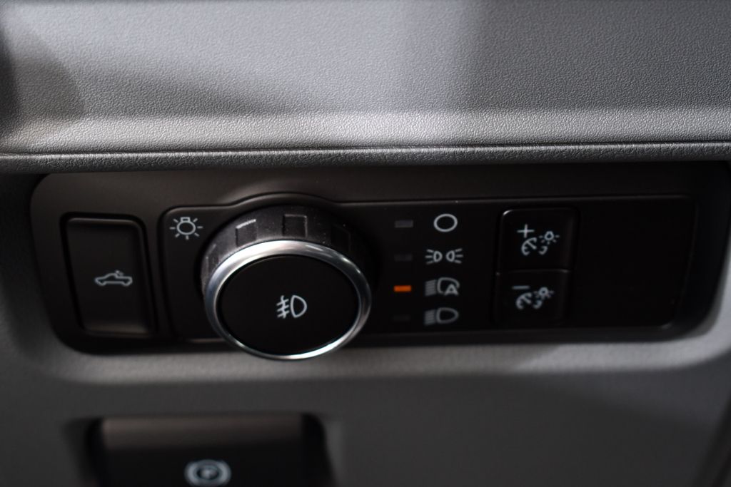 New 2026 White Ford XLT image 30