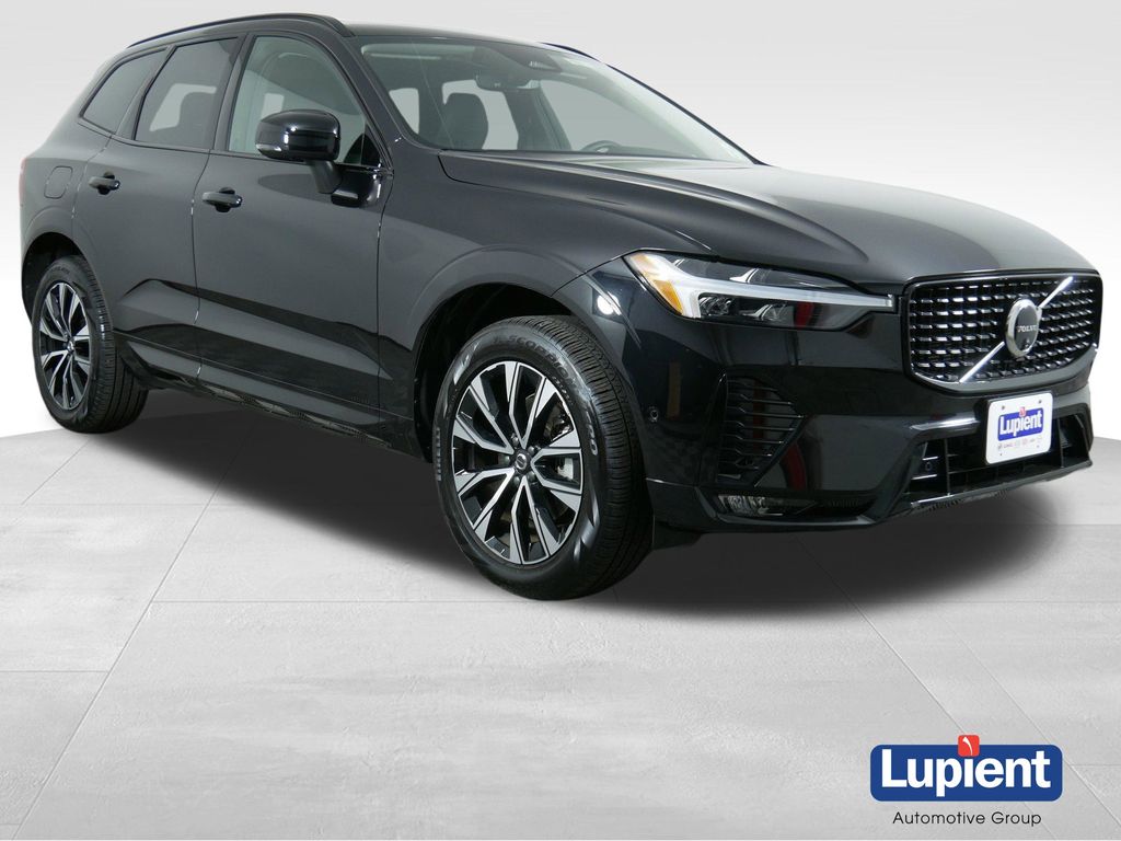 Onyx Black Metallic 2025 Volvo XC60 B5 Plus Dark Theme AWD SUV / Crossover All-Wheel Drive Automatic