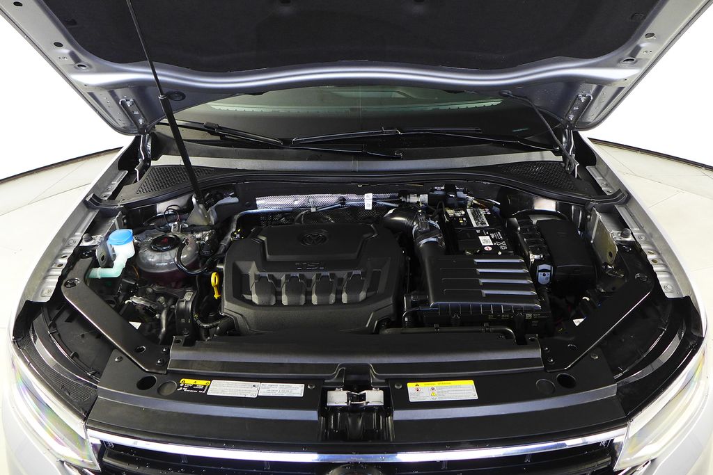 Thumbnail: 2022 Volkswagen Tiguan - 6