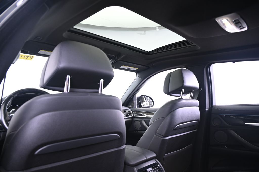 Thumbnail: 2016 BMW X6 - 25