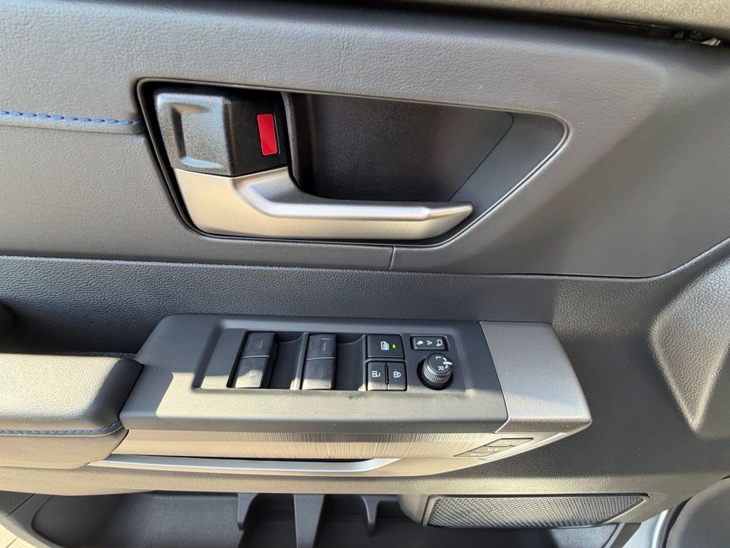 Thumbnail: 2026 Toyota Tundra - 21