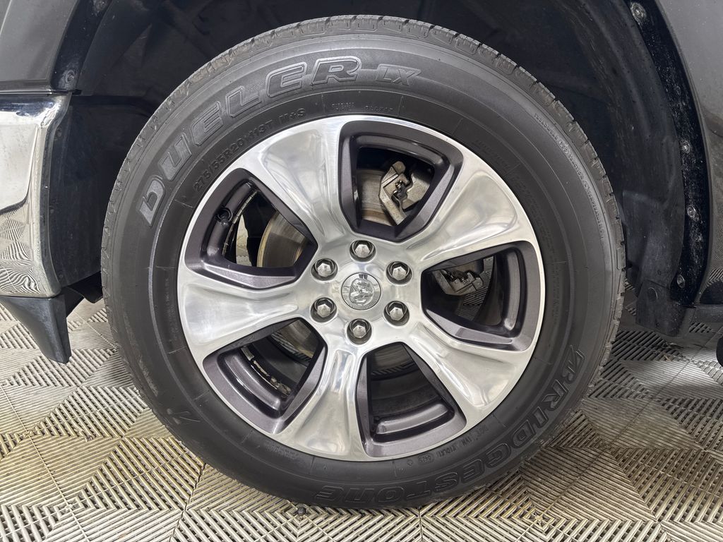 Used 2019 Black Ram Laramie image 13