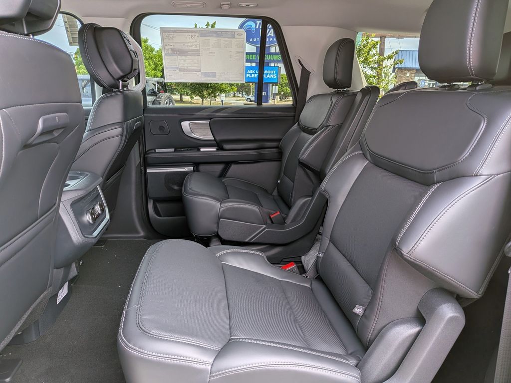 2026 Ford Expedition Max Platinum MAX
