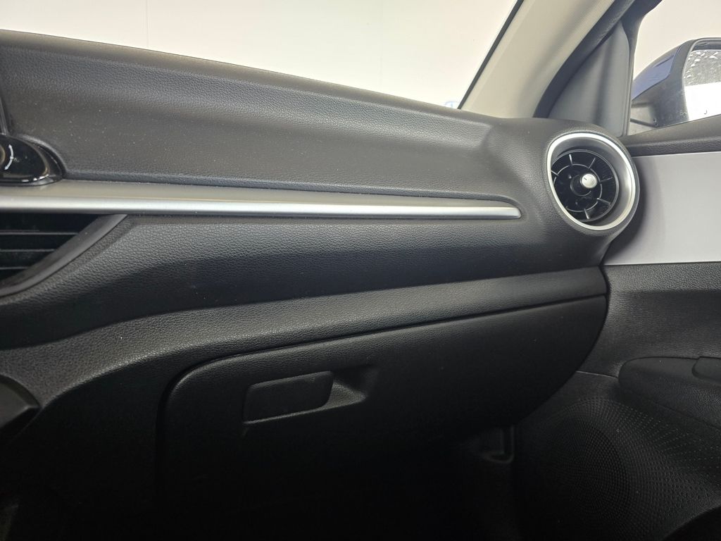 Thumbnail: 2024 Kia Forte - 27