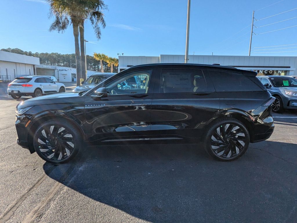 2025 Lincoln Nautilus Hybrid Reserve