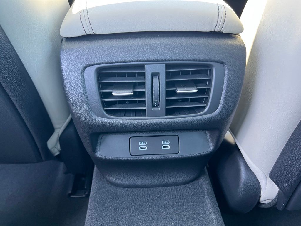 Thumbnail: 2025 Acura TLX - 22