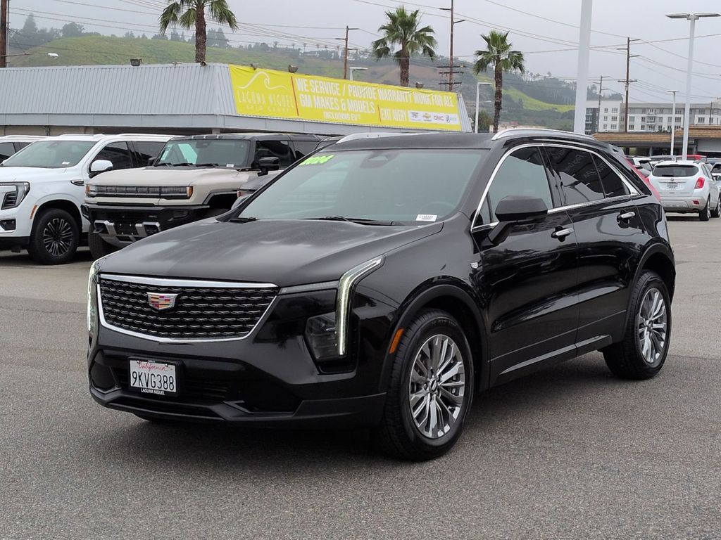 2024 Cadillac XT4 Premium Luxury AWD
