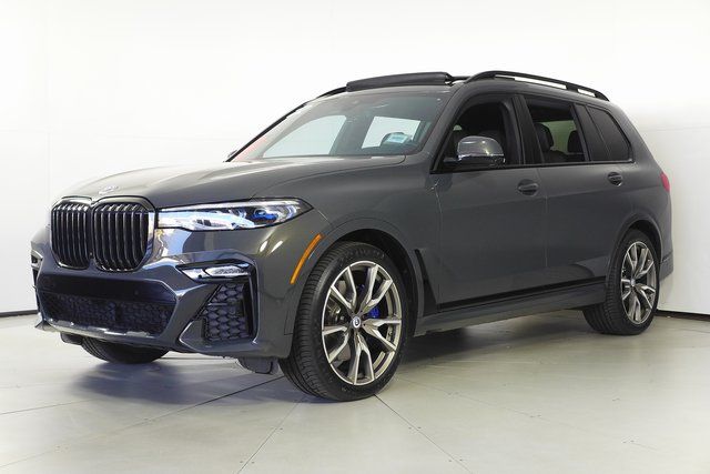 2022 BMW X7 M50i 2