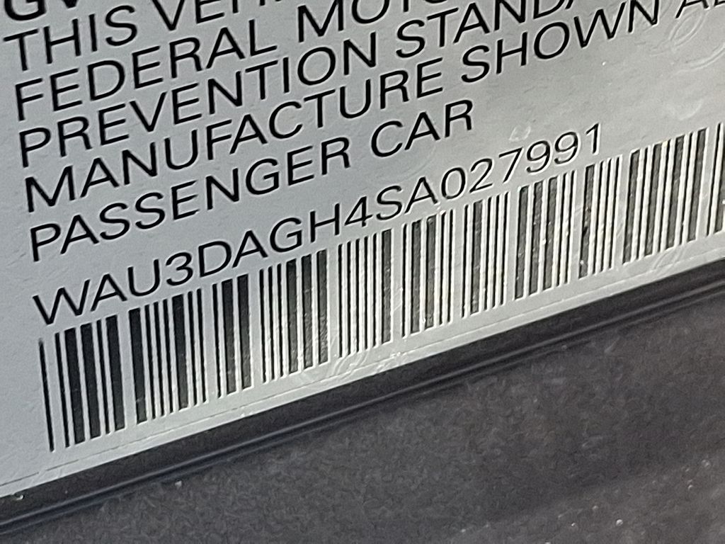 Thumbnail: 2025 Audi e-tron S - 27