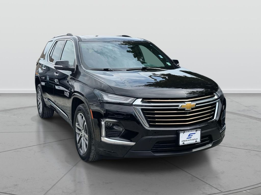 2023 Chevrolet Traverse AWD High Country's photo