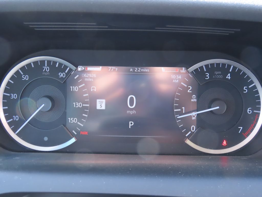 Thumbnail: 2021 Land Rover Discovery Sport - 19