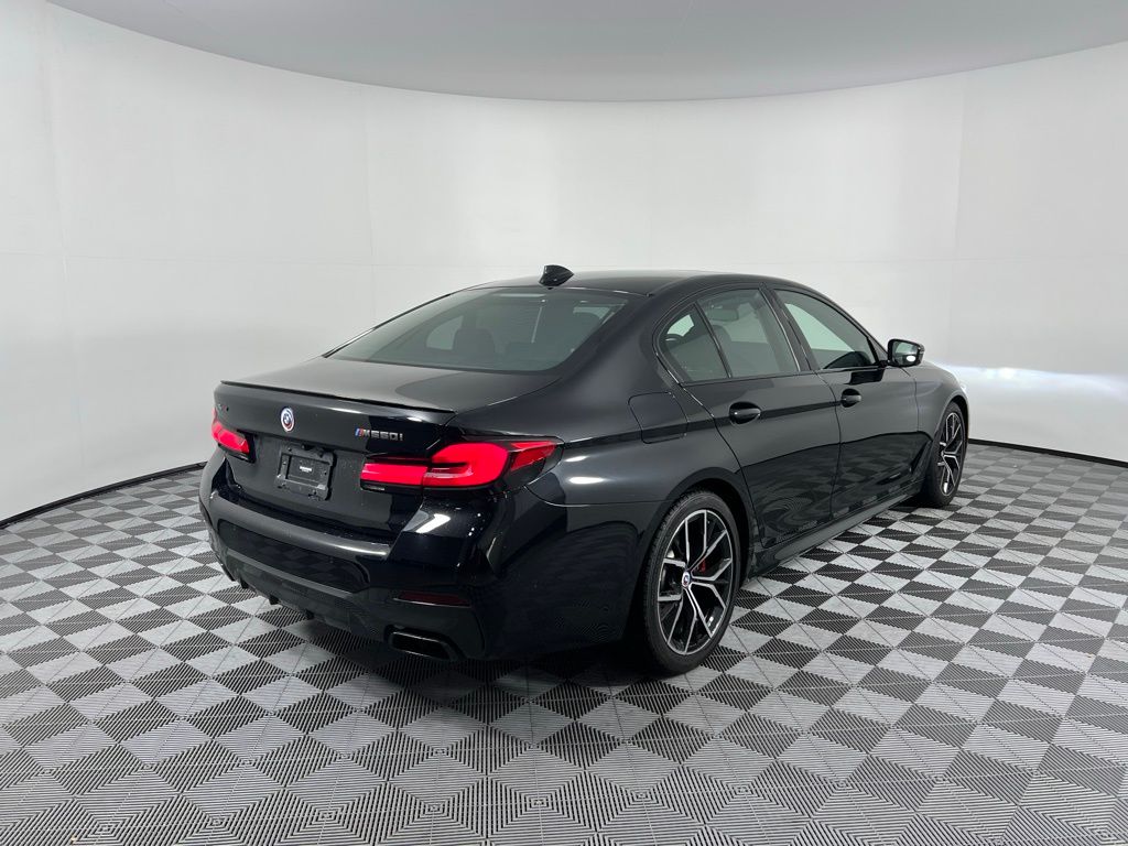 Thumbnail: 2023 BMW 5 Series - 5