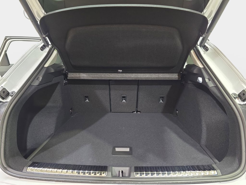 2026 Audi Q3 Base - Photo 12