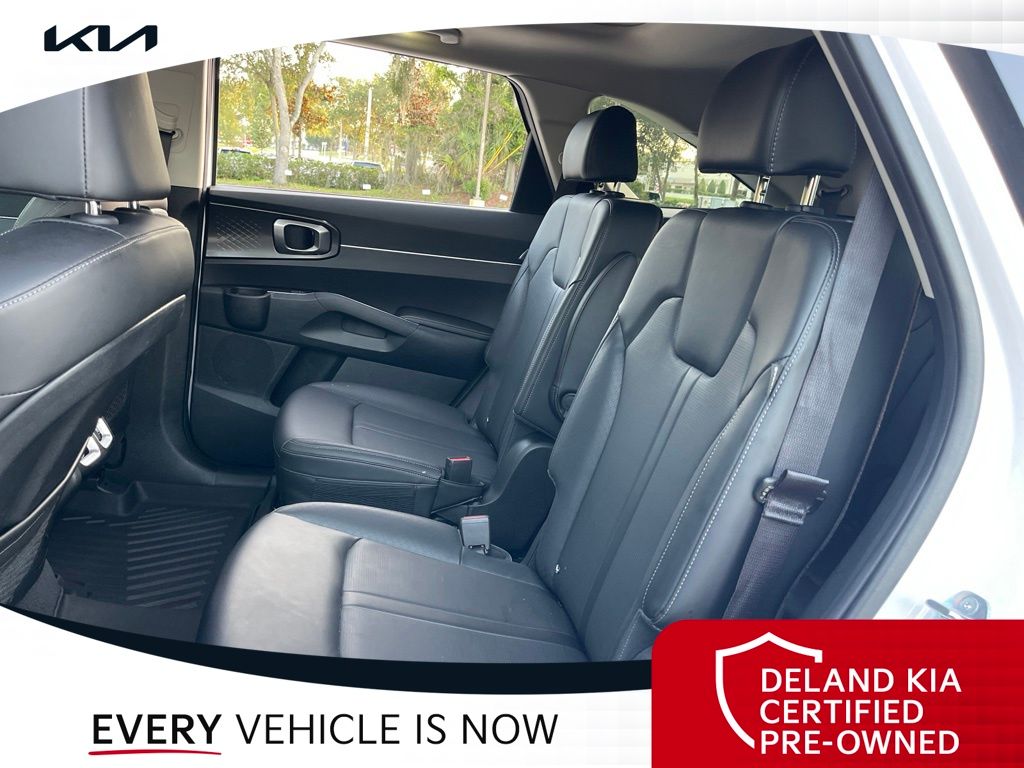 Used 2025 Kia Sorento SUV