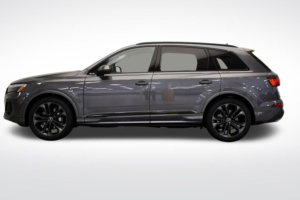 Thumbnail: 2026 Audi Q7 - 2