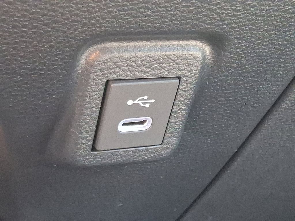 Thumbnail: 2025 Toyota Corolla - 15