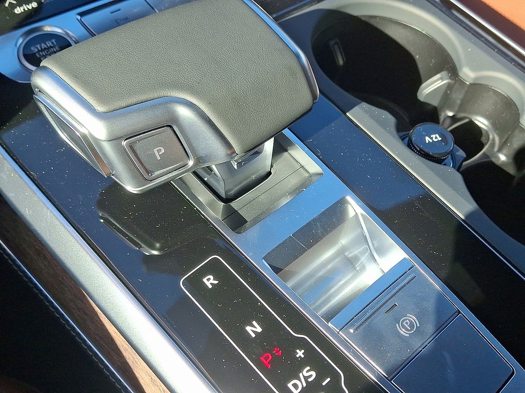 Thumbnail: 2026 Audi Q7 - 12