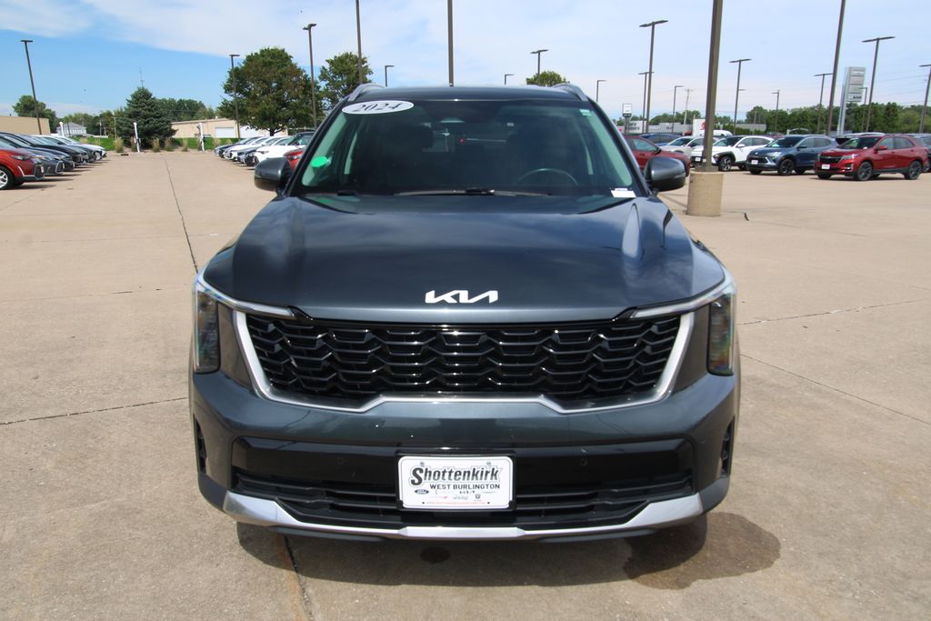 Used 2024 Kia Sorento SUV