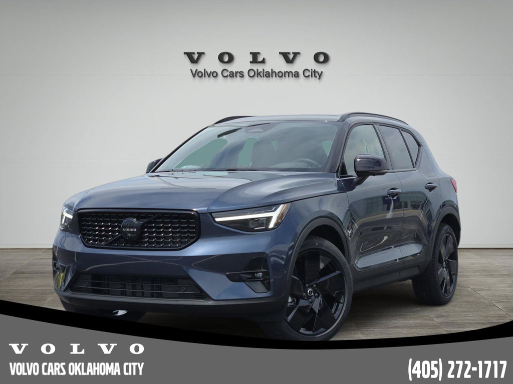 2026 Volvo XC40 B5 Ultra Ultra Black Edition AWD's photo