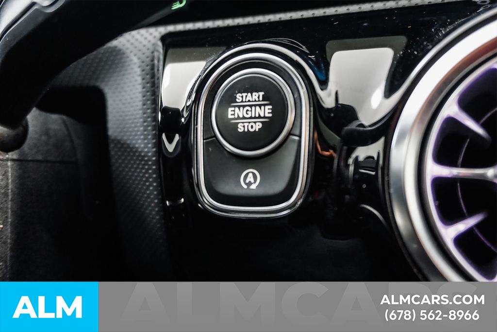 Used 2022 Gray Mercedes-Benz CLA 250 image 27