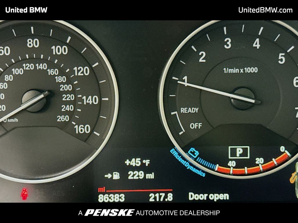 Thumbnail: 2015 BMW 3 Series - 7