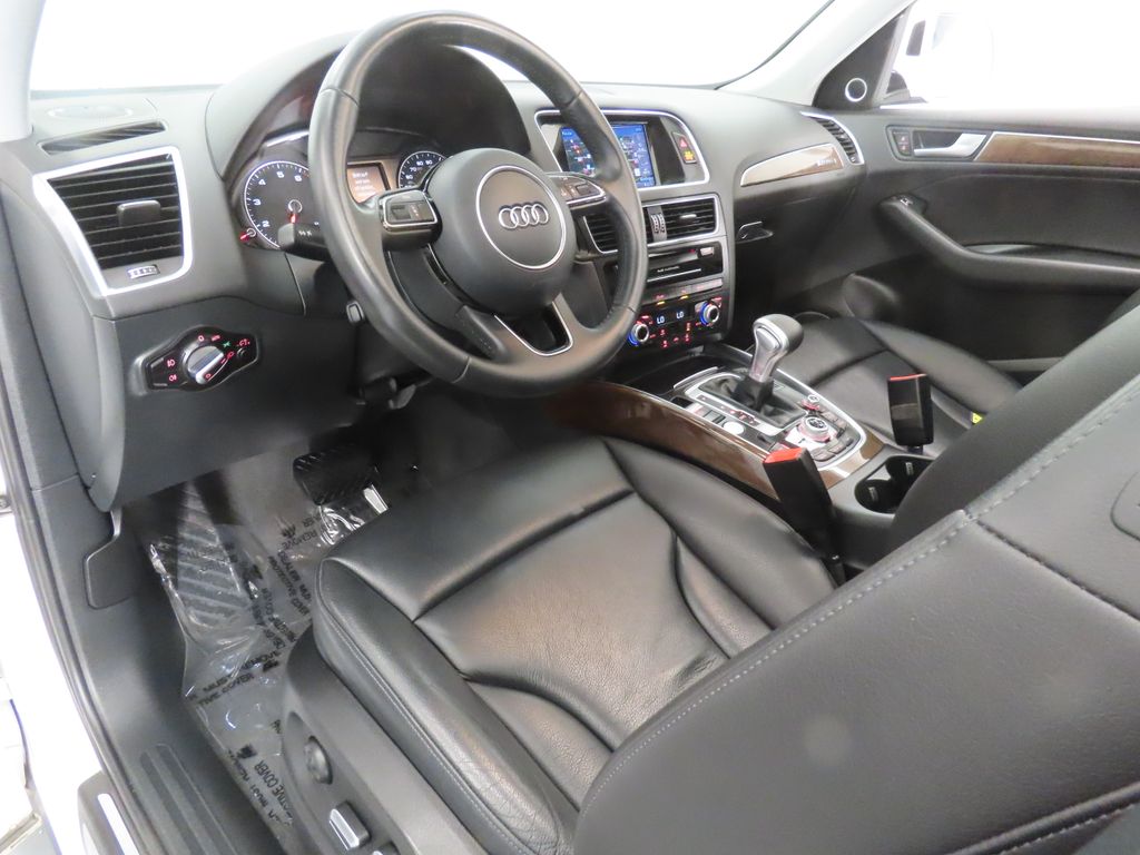 Thumbnail: 2016 Audi Q5 - 4
