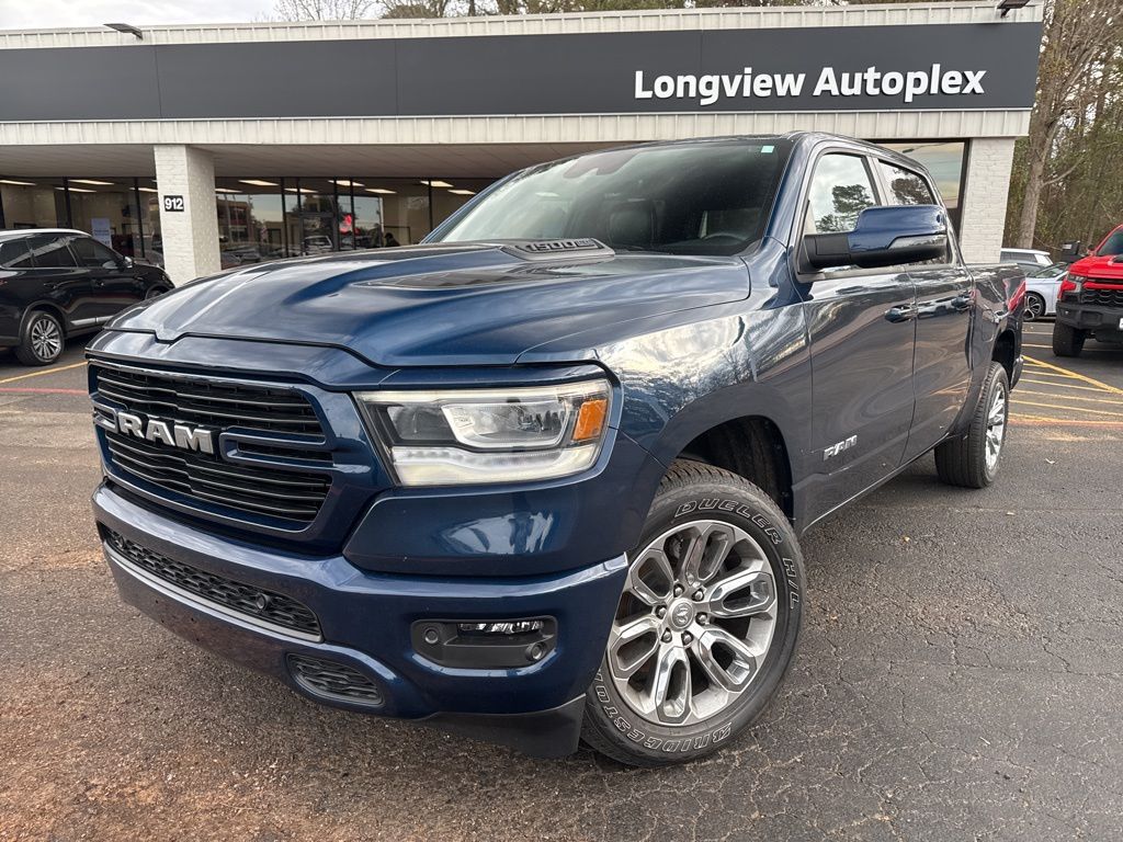 2023 RAM 1500 Laramie Crew Cab 4WD