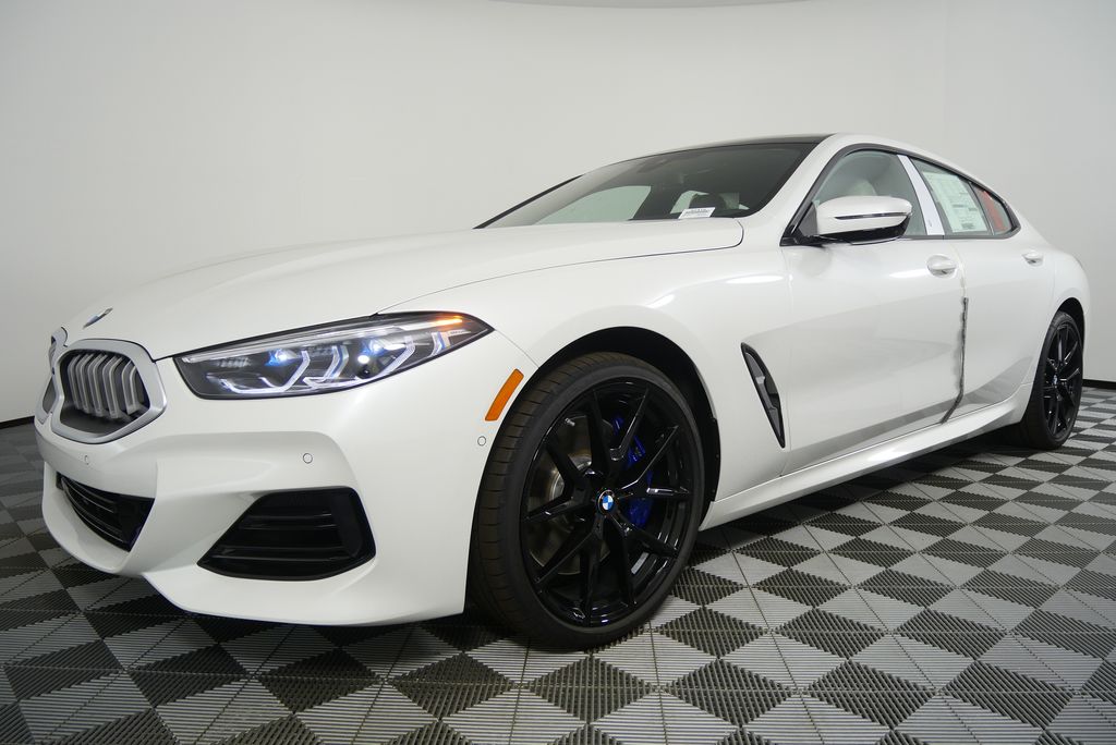 Thumbnail: 2026 BMW 8 Series - 9