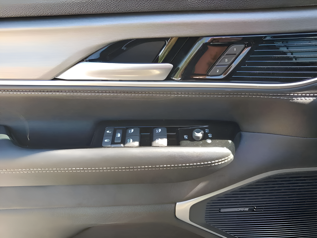 New Car 2025 Jeep Wagoneer  Base For Sale Under $70,000 In Austin, Texas