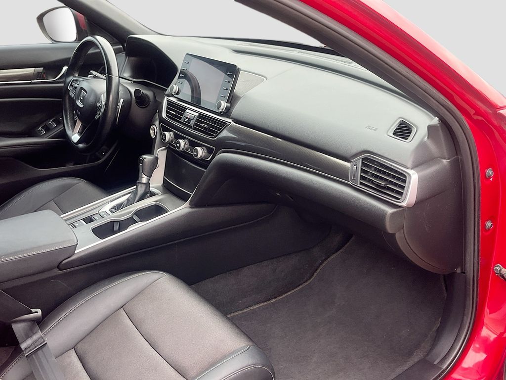 Used 2021  Honda Sport image 29