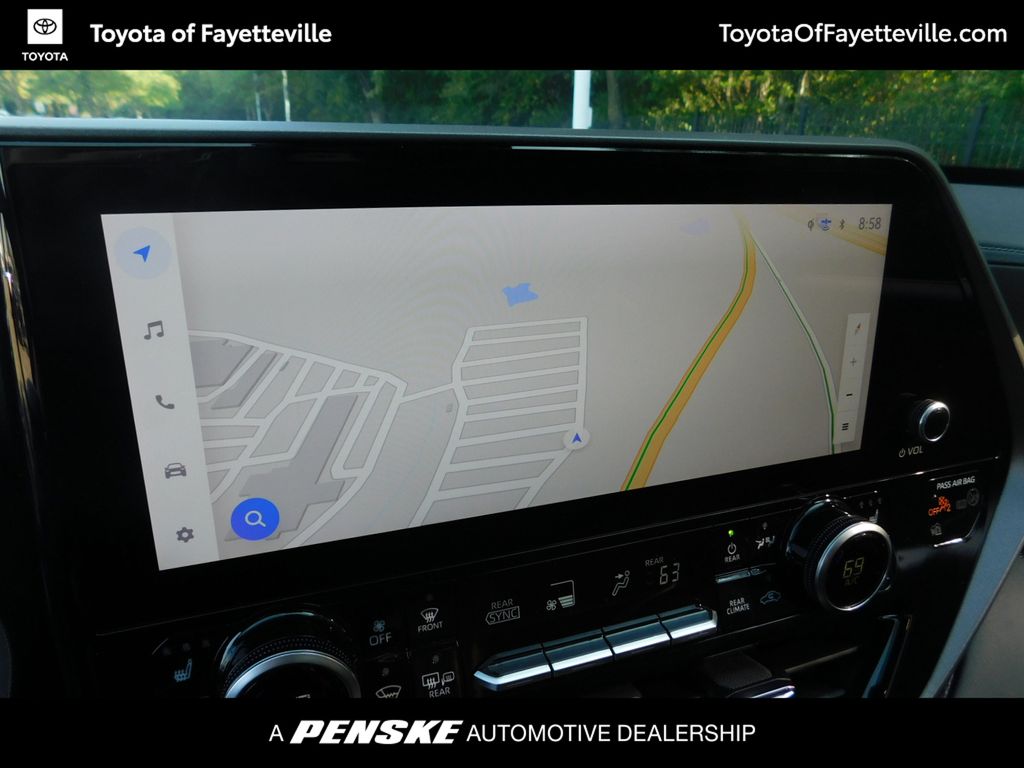 Thumbnail: 2026 Toyota Highlander - 4