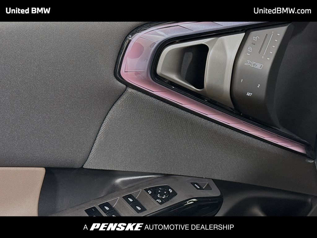 Thumbnail: 2026 BMW X3 - 3