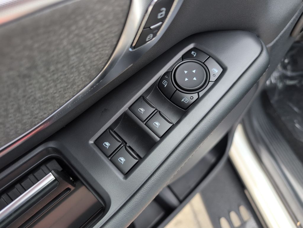 New 2027 White Ford Tremor image 31