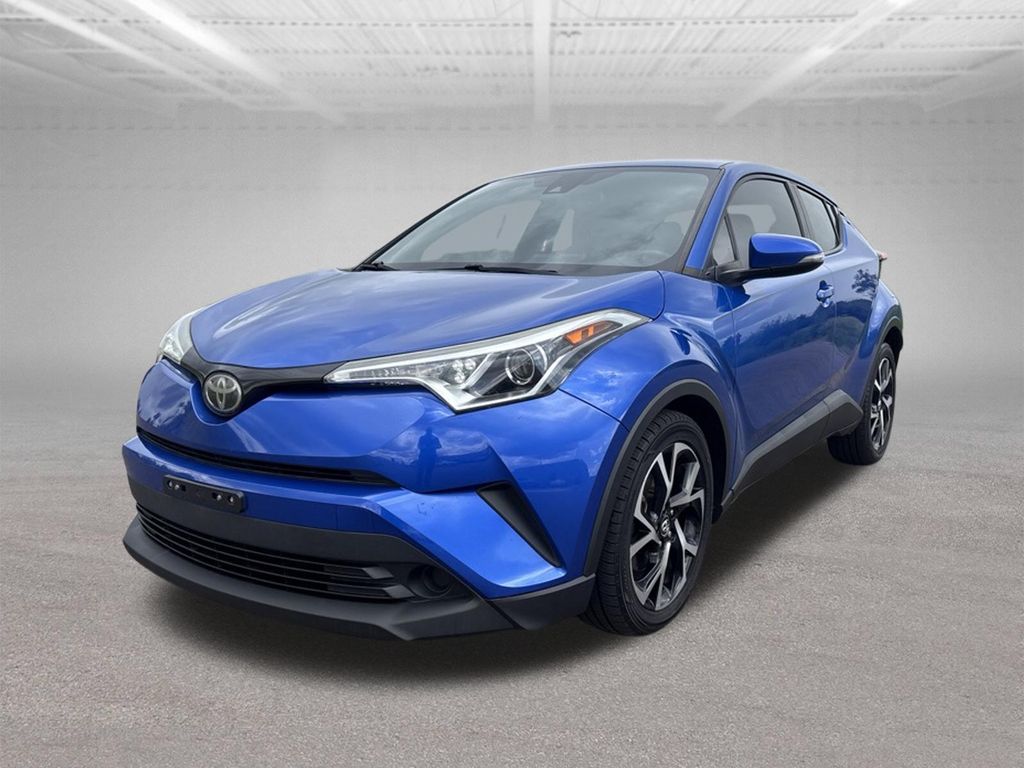  2018 Toyota C-HR XLE   